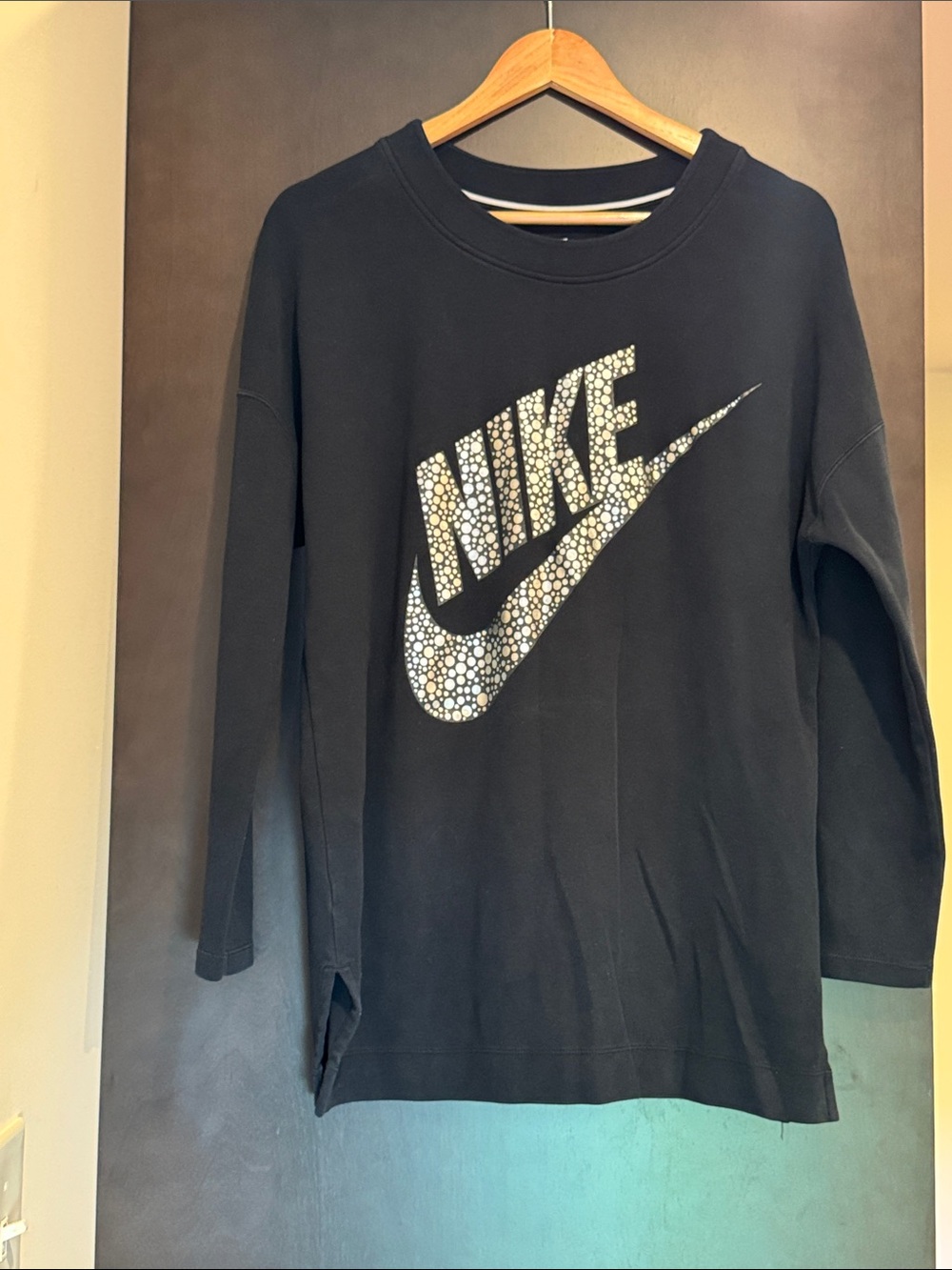 NIKE Black Long Sleeve Tee with Patterned Swoosh